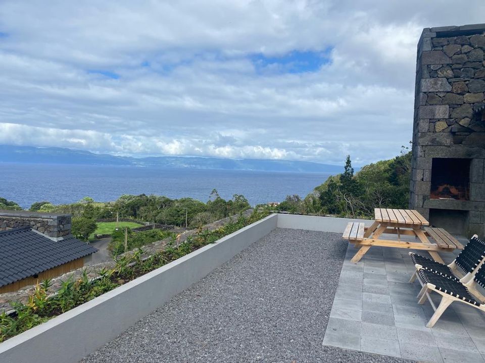 Properties for sale in Pico, Azores Kyero
